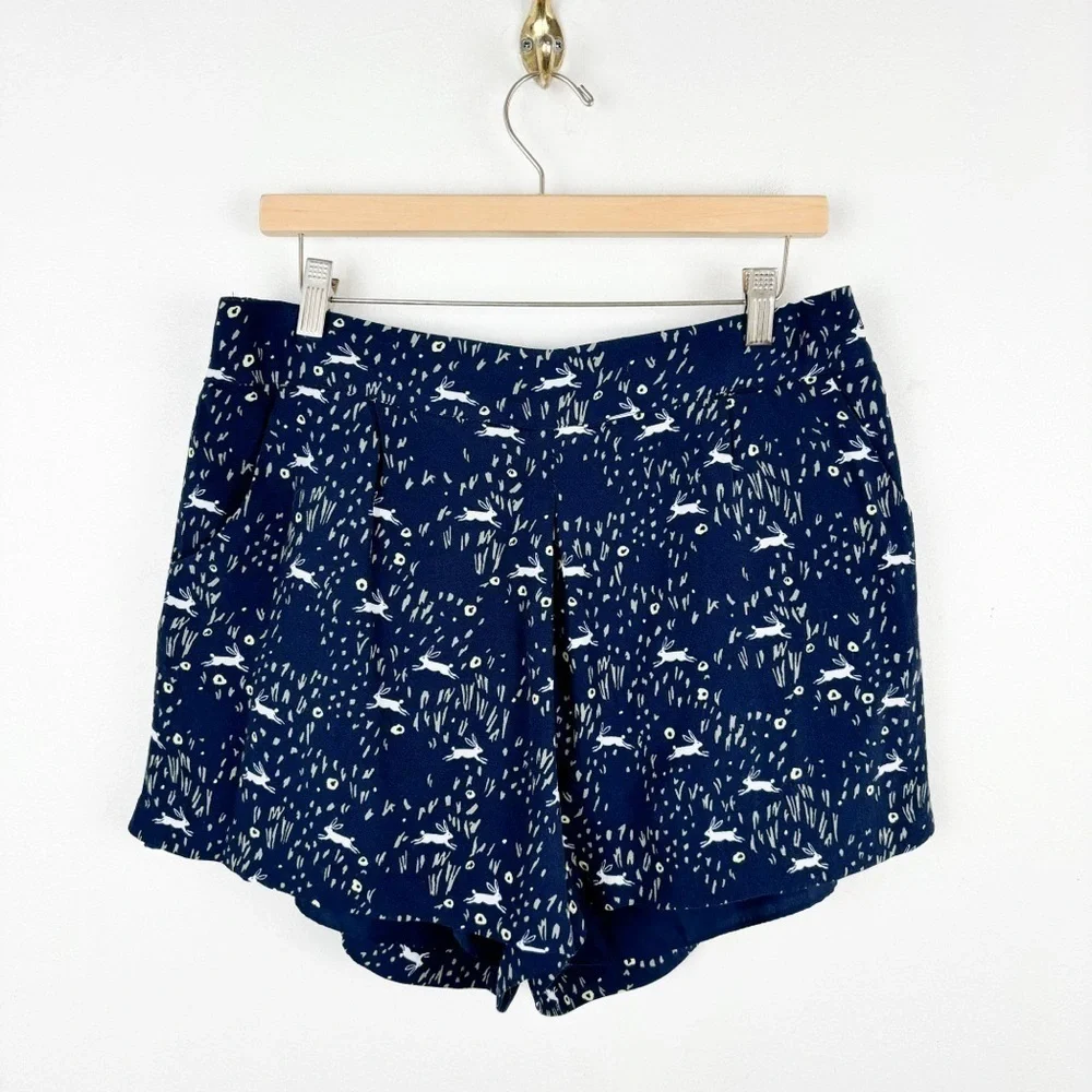 Disney x Lauren Conrad Alice in Wonderland Rabbit Print Shorts Sz L - Picture 2 of 8
